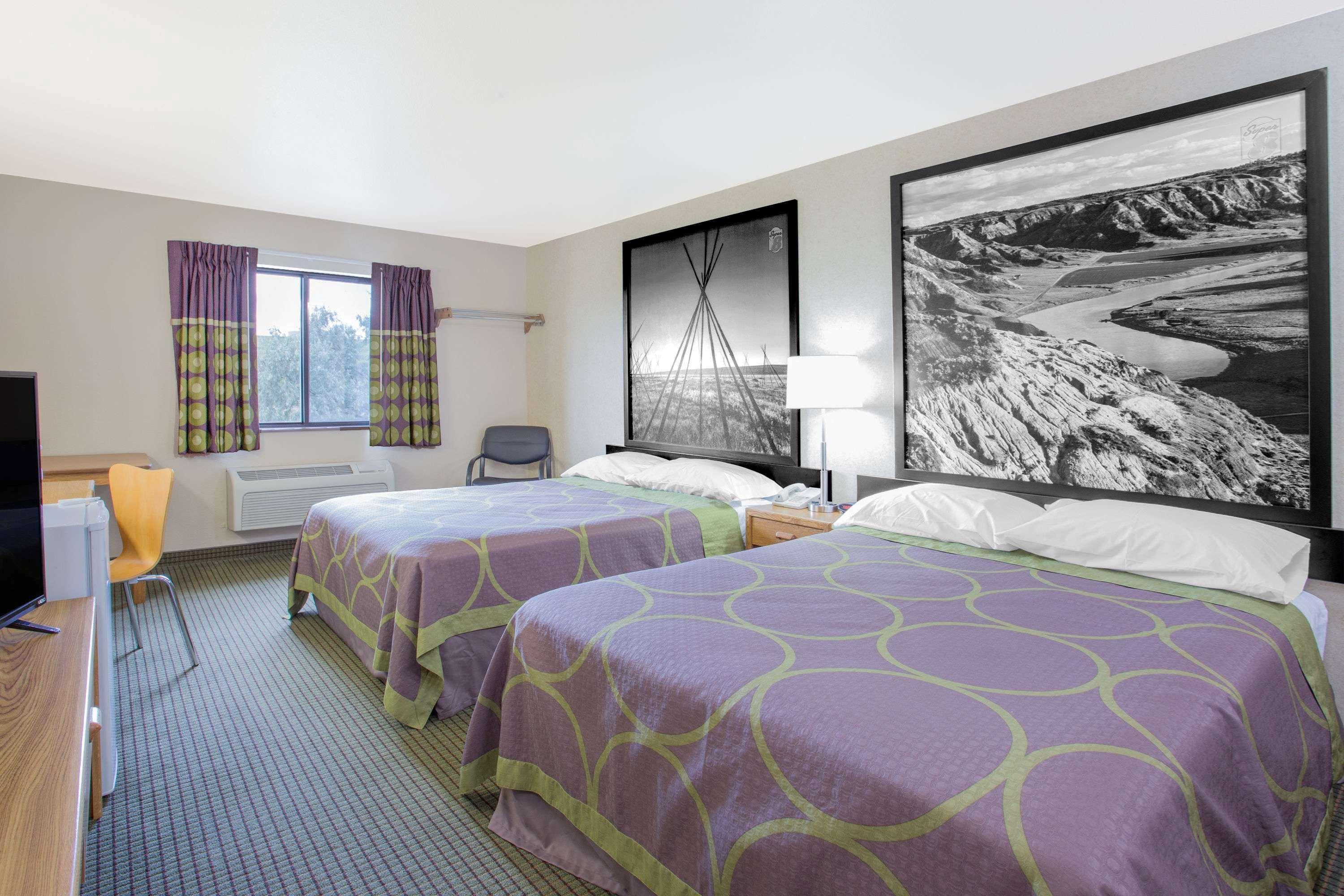 Hotel Super 8 By Wyndham Havre Esterno foto