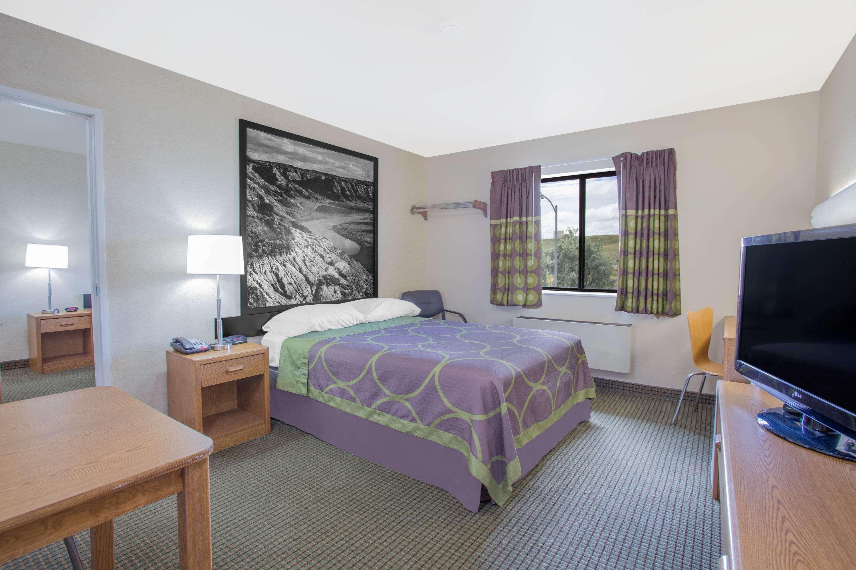 Hotel Super 8 By Wyndham Havre Esterno foto